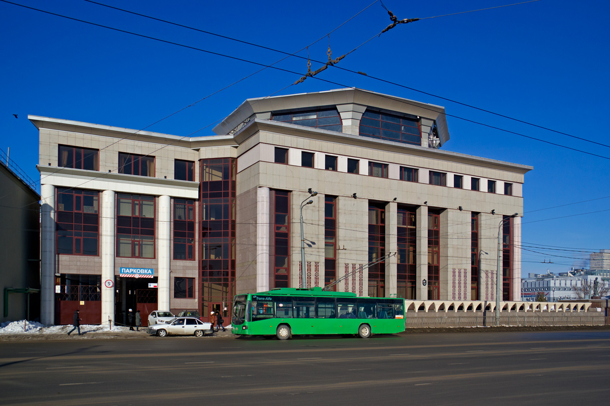 Казань, ВМЗ-5298.01 «Авангард» № 2110 Казань, ВМЗ-5298.01 «Авангард» № 2110