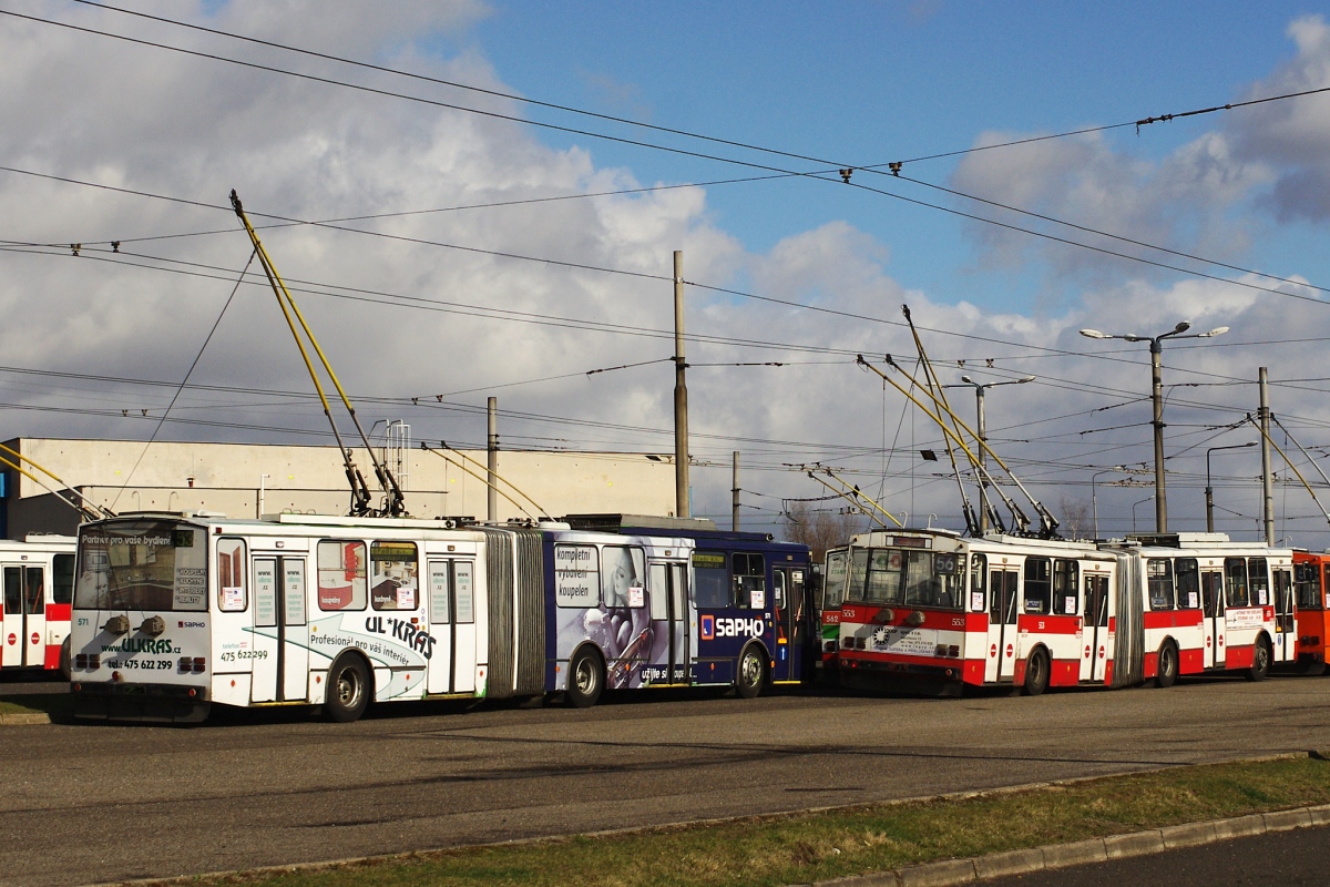 Усти-над-Лабем, Škoda 15Tr13/6M № 571; Усти-над-Лабем, Škoda 15Tr12/6 № 553