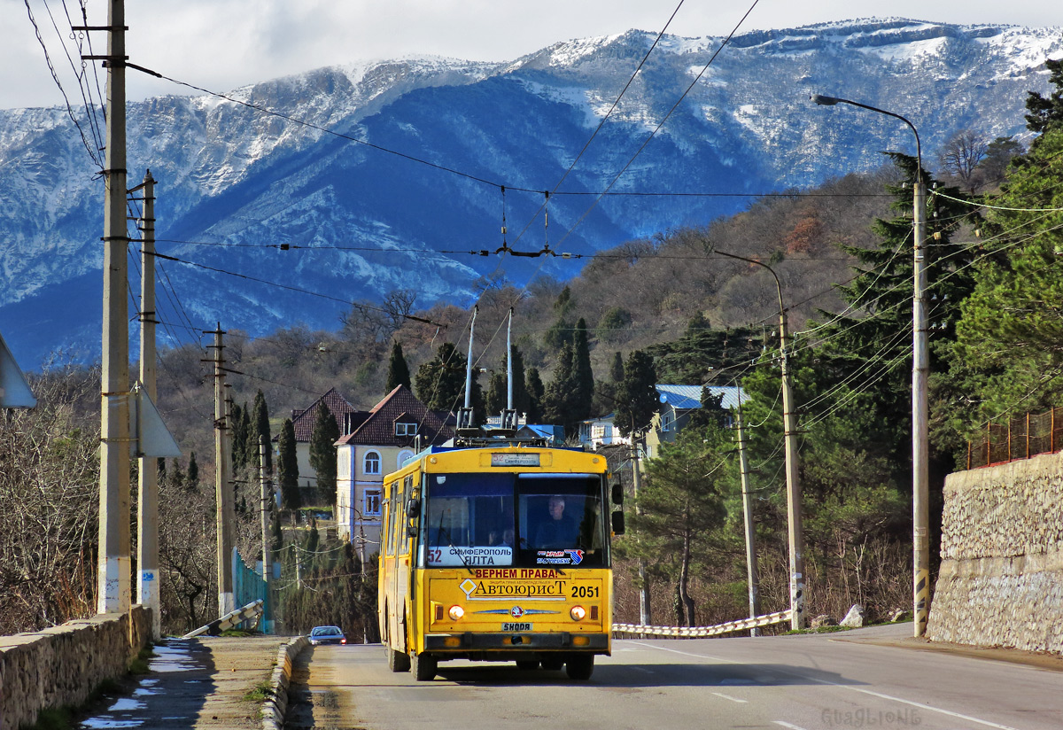 Крымский троллейбус, Škoda 14Tr02/6 № 2051