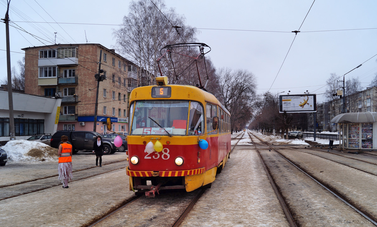 Цвер, Tatra T3SU № 238; Цвер — Трамвайные конечные станции и разворотные кольца
