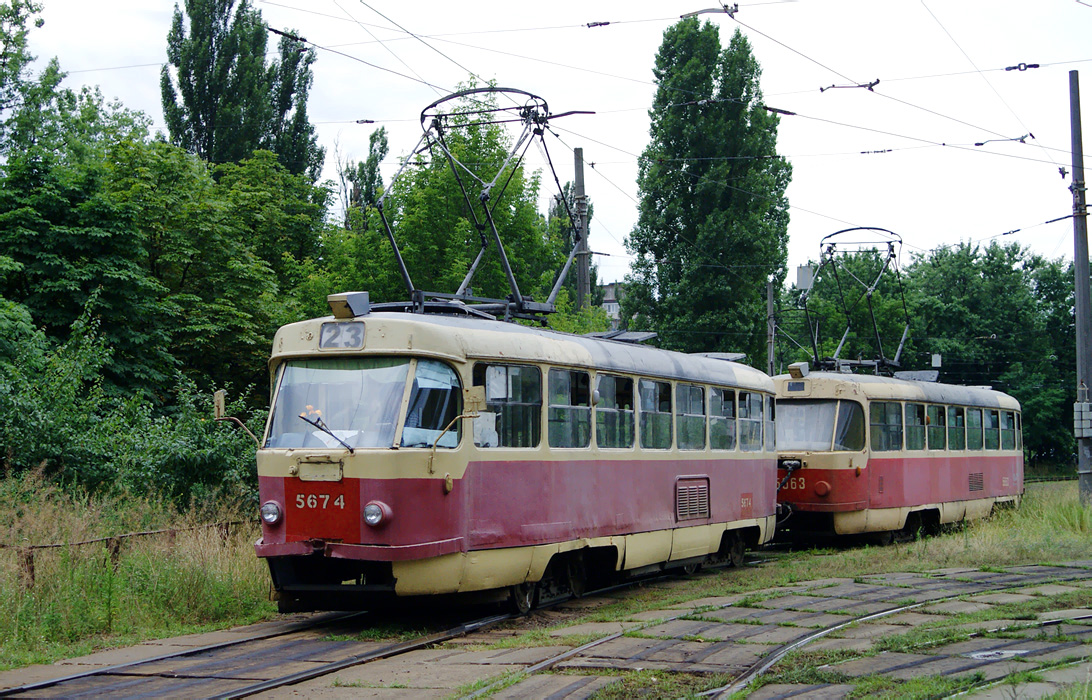 Kijiva, Tatra T3SU № 5674