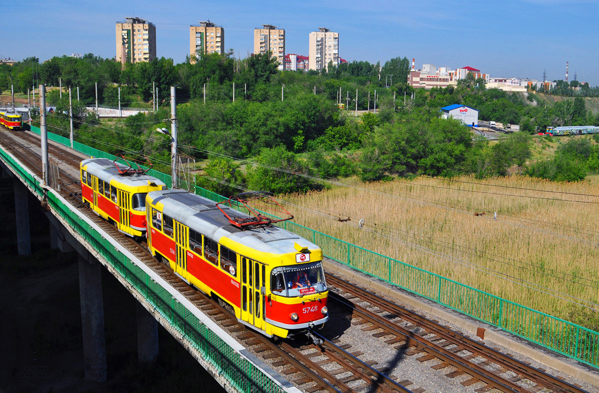 Волгоград, Tatra T3SU № 5748; Волгоград, Tatra T3SU № 5747