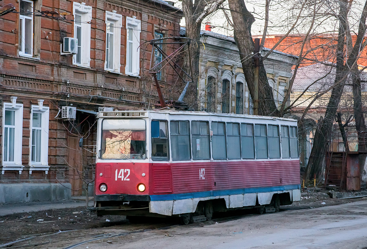 Novocserkaszk, 71-605 (KTM-5M3) — 142