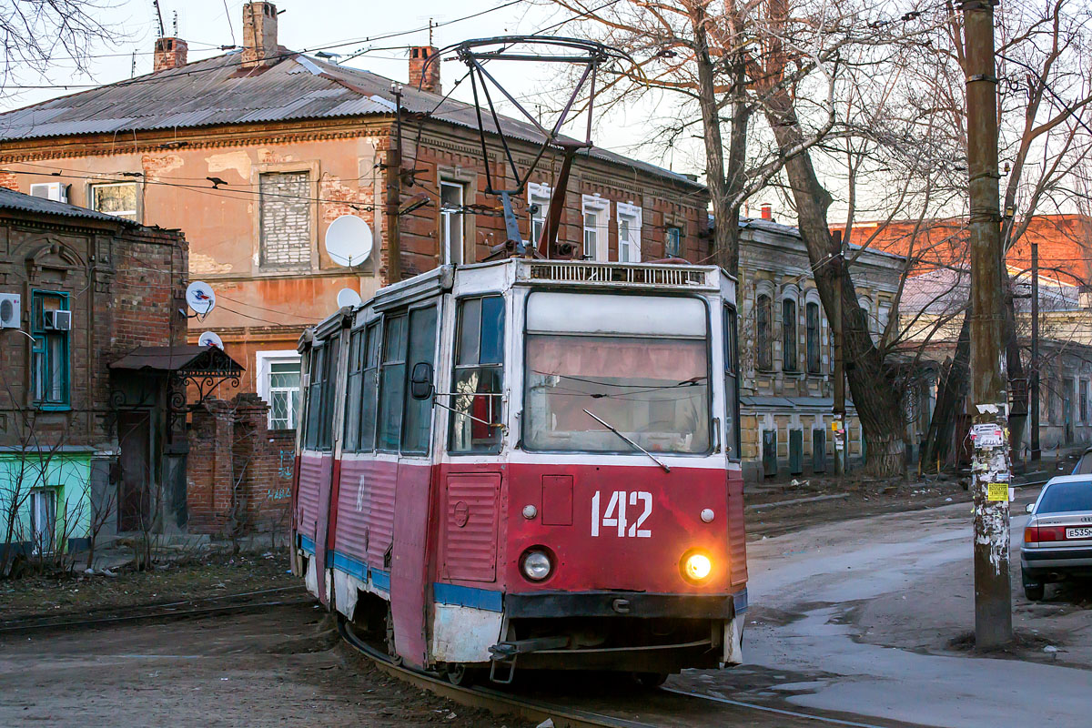 Новочеркасск, 71-605 (КТМ-5М3) № 142