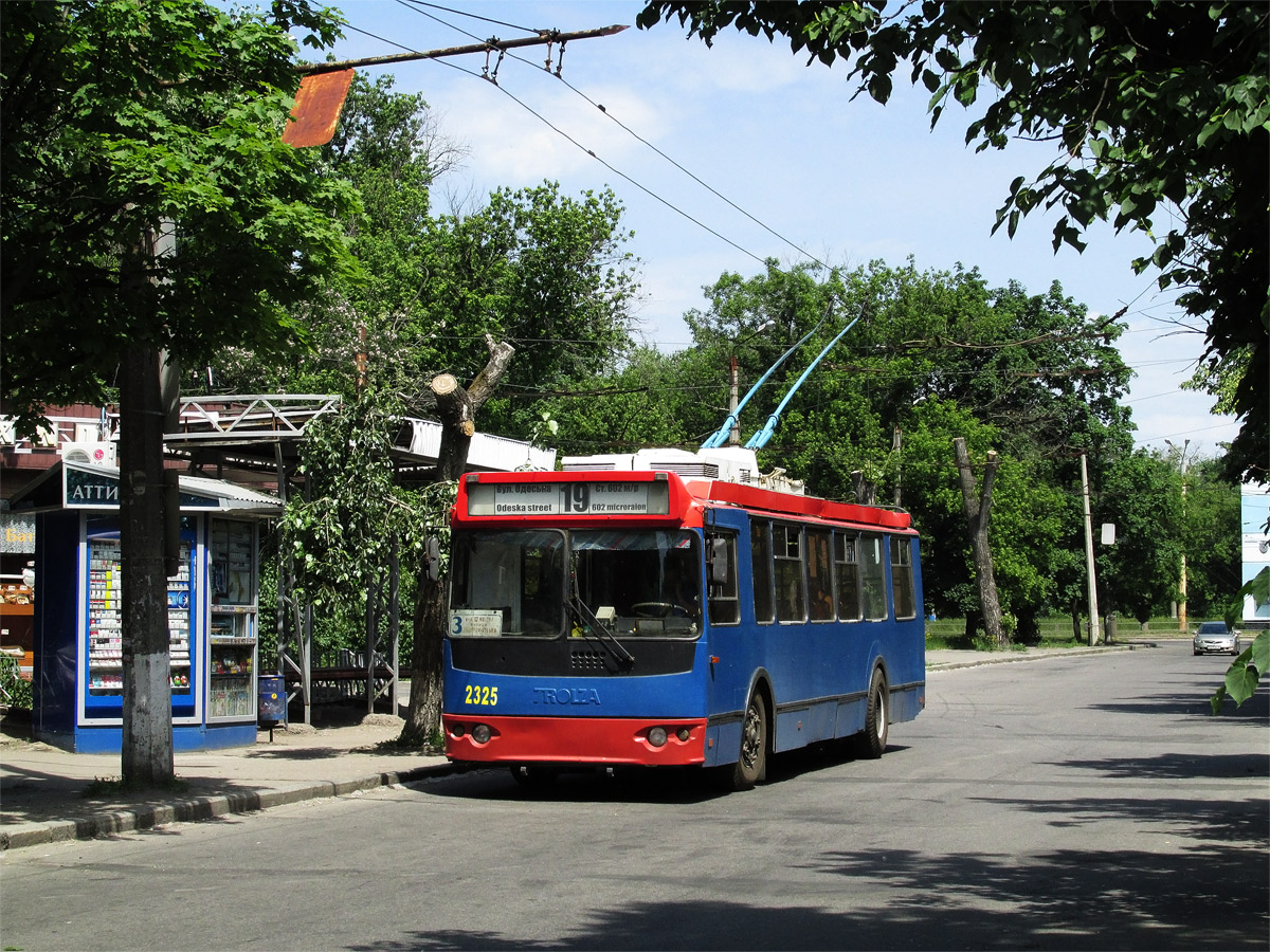 Харьков, ЗиУ-682Г-016.02 № 2325