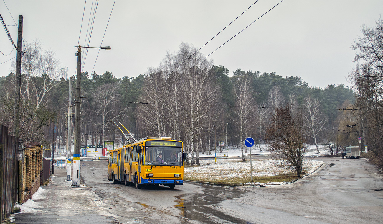Житомир, Škoda 15Tr13/6M № 087