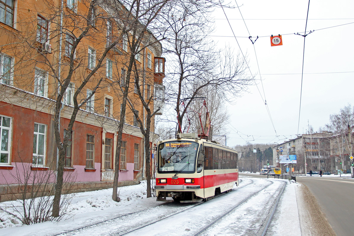 Екатеринбург, 71-405 № 023