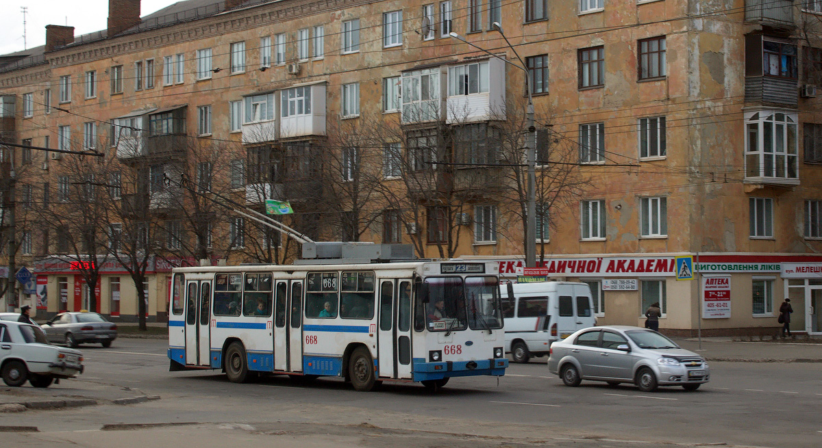 Кривой Рог, ЮМЗ Т2 мод. 7 № 668