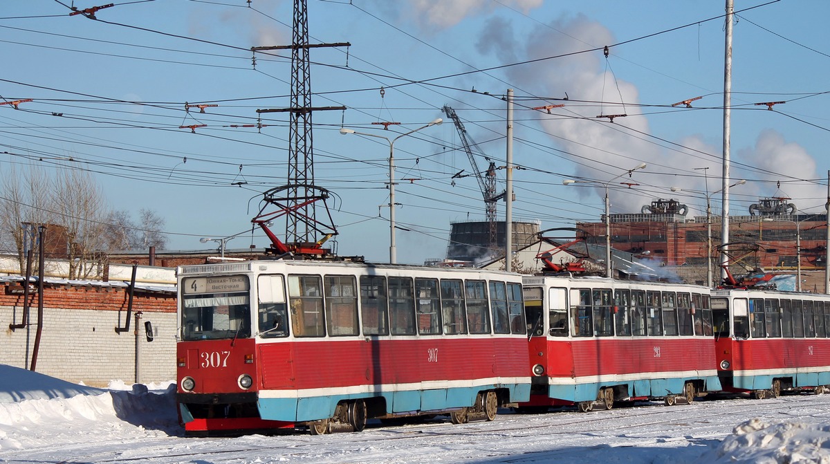 Томск, 71-605 (КТМ-5М3) № 307; Томск, 71-605 (КТМ-5М3) № 293