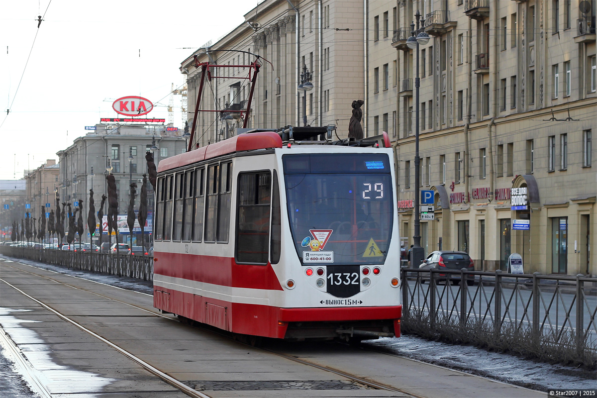 Sankt Petersburg, 71-134A (LM-99AVN) Nr 1332