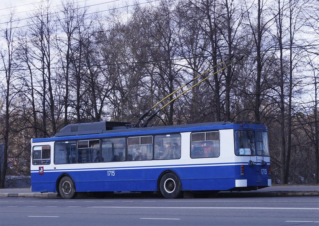 Москва, ЗиУ-682ГМ1 (с широкой передней дверью) № 1715