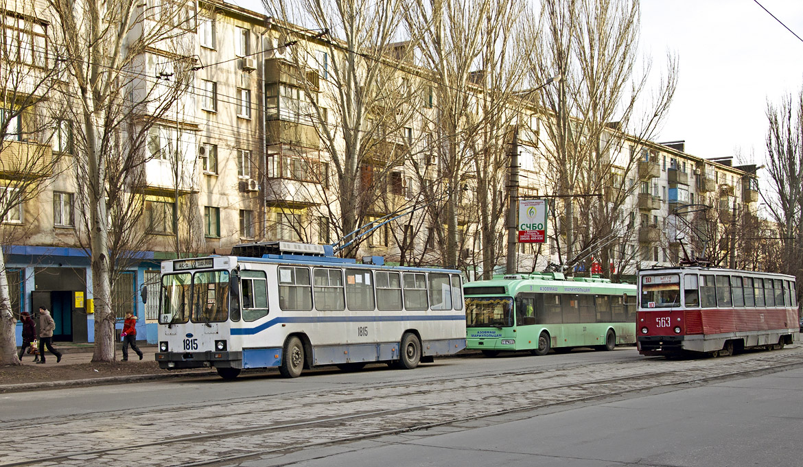 Мариуполь, ЮМЗ Т2 № 1815; Мариуполь, 71-605 (КТМ-5М3) № 563