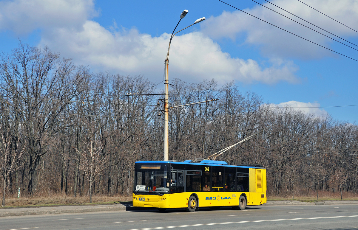 Kryvyï Rih, LAZ E183D1 N°. 662