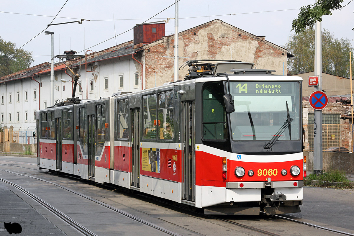 Praha, Tatra KT8D5R.N2P č. 9060