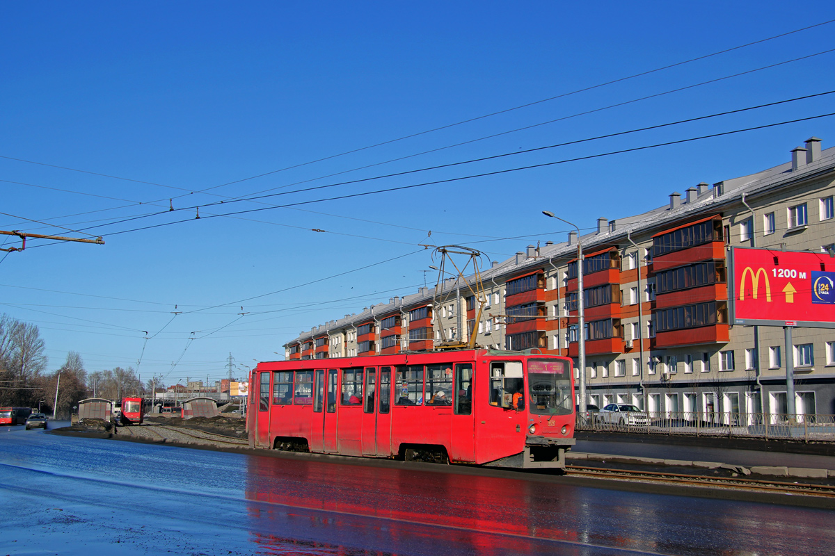 Казань, 71-608КМ № 1121
