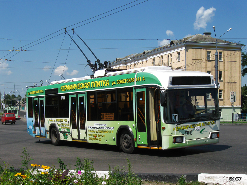 Гомель, БКМ 32102 № 1700