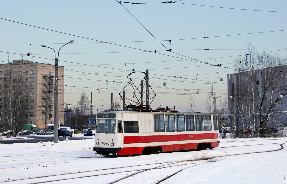Санкт-Петербург, ЛМ-68М № 7595