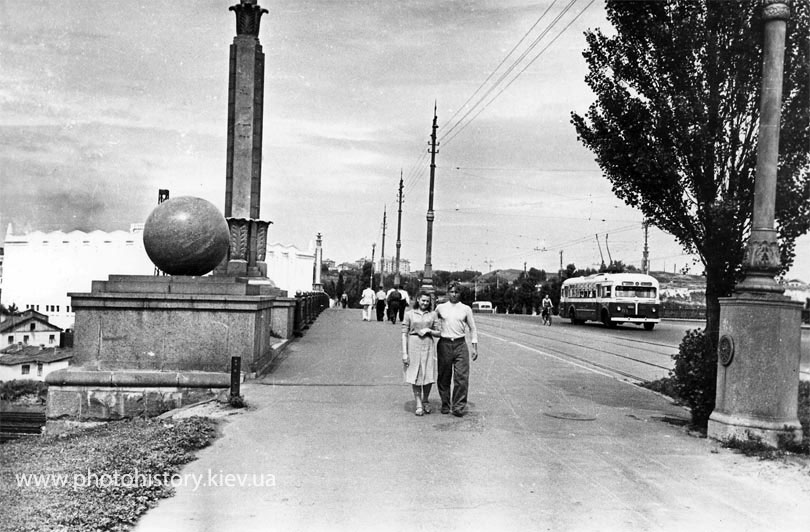 Kyiv — Historical photos; Kyiv — Tramway lines: Closed lines Kyiv — Historical photos; Kyiv — Tramway lines: Closed lines