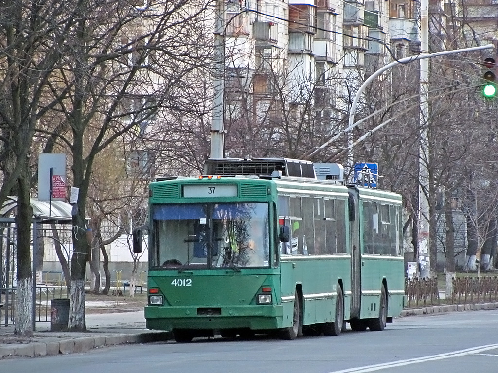 Киев, Киев-12.03 № 4012