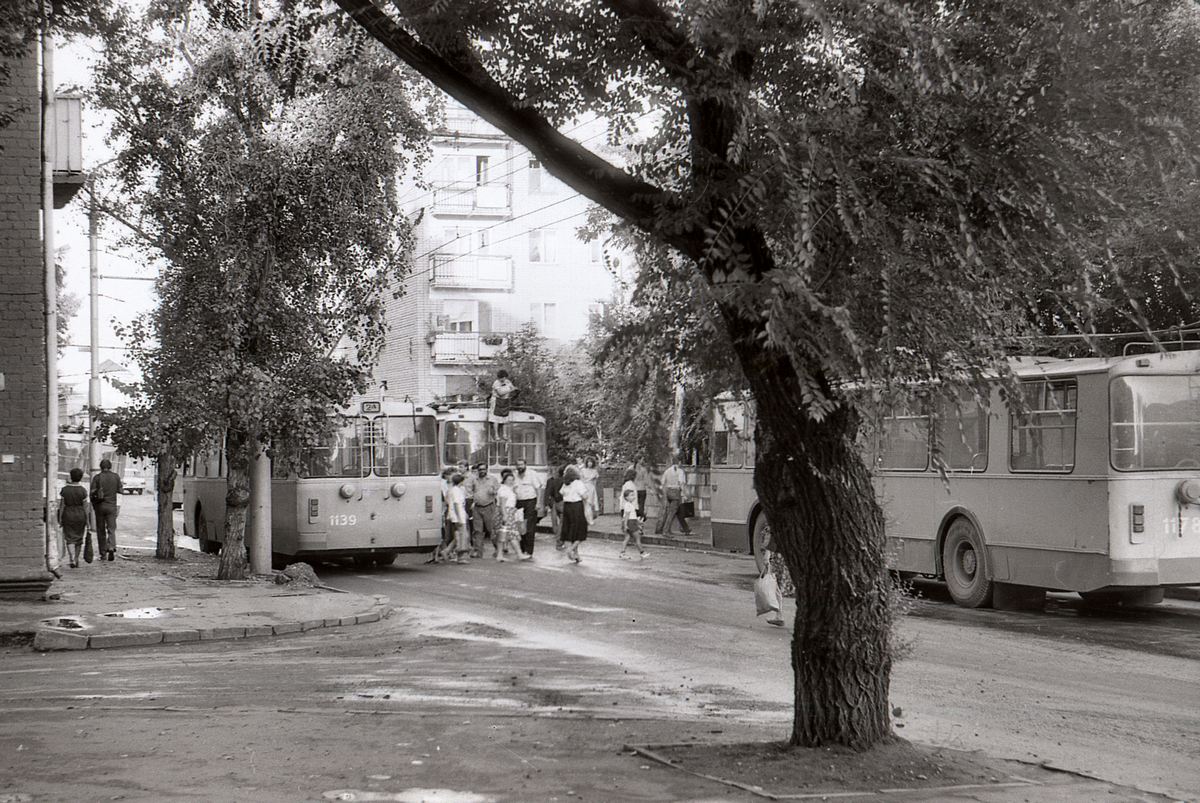Saratov, ZiU-682V [V00] # 1139; Saratov, ZiU-682V-012 [V0A] # 1178; Saratov — Historical photos