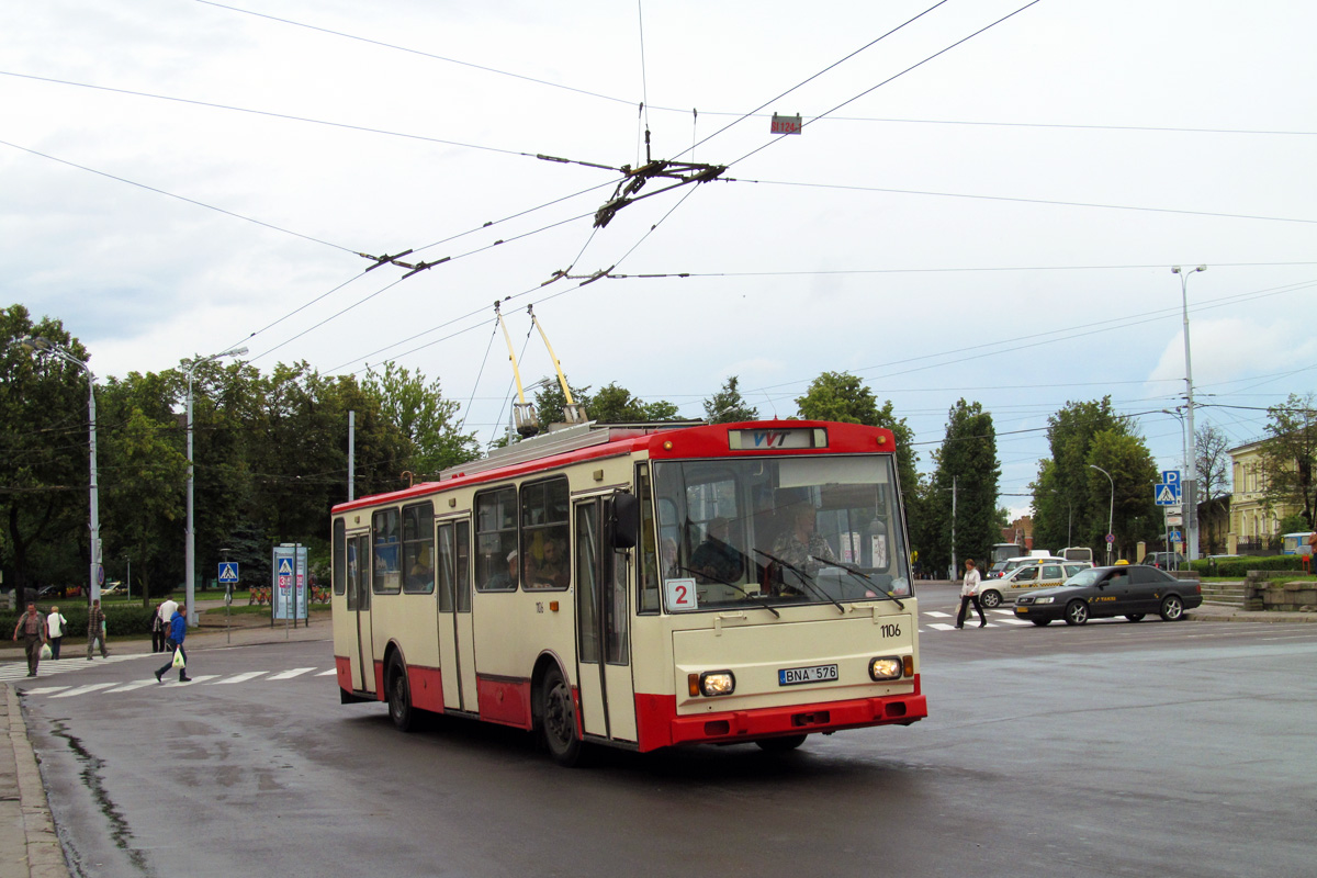 Вильнюс, Škoda 14Tr05 № 1106