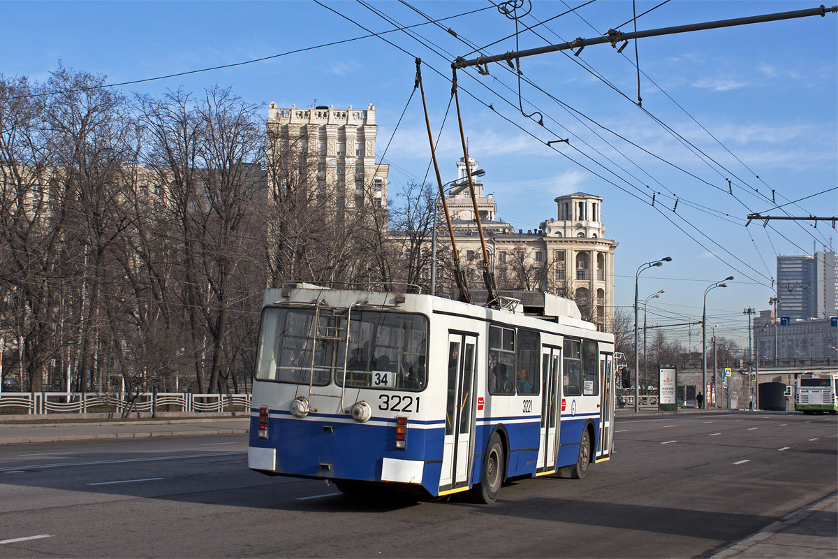 Moskwa, ZiU-682GM1 (with double first door) Nr 3221