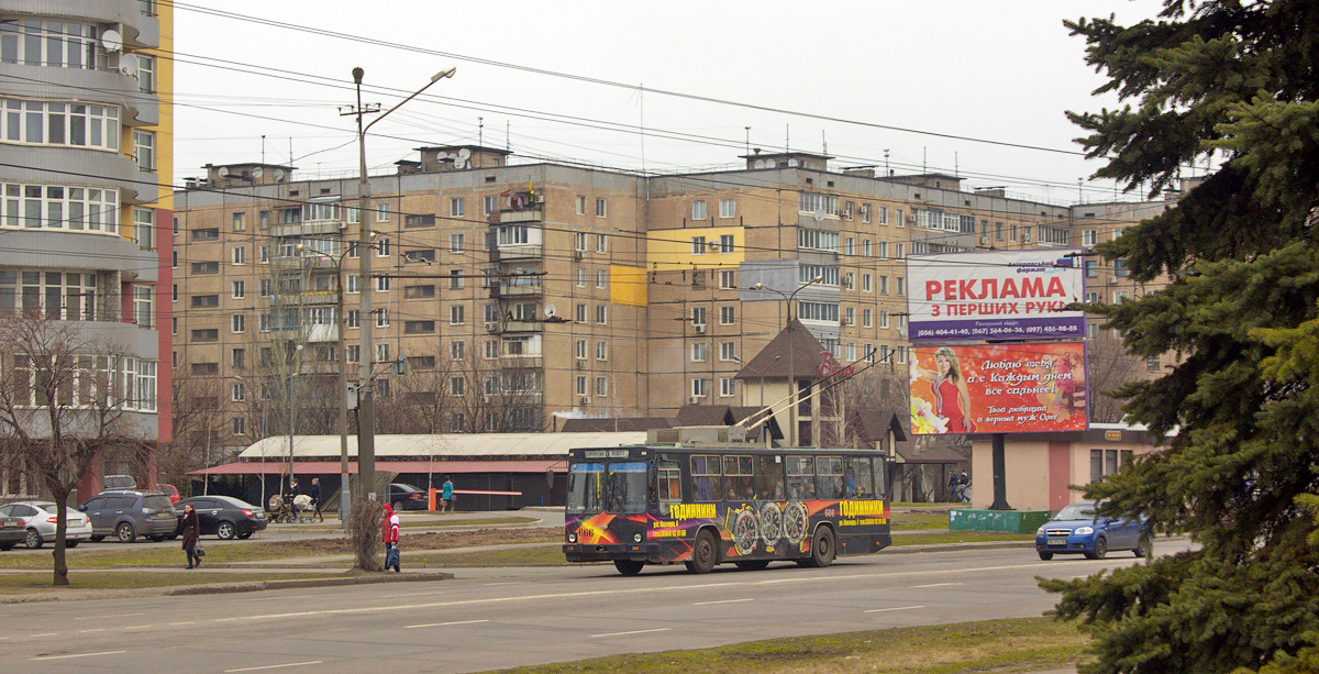 Кривой Рог, ЮМЗ Т2 мод. 7 № 666
