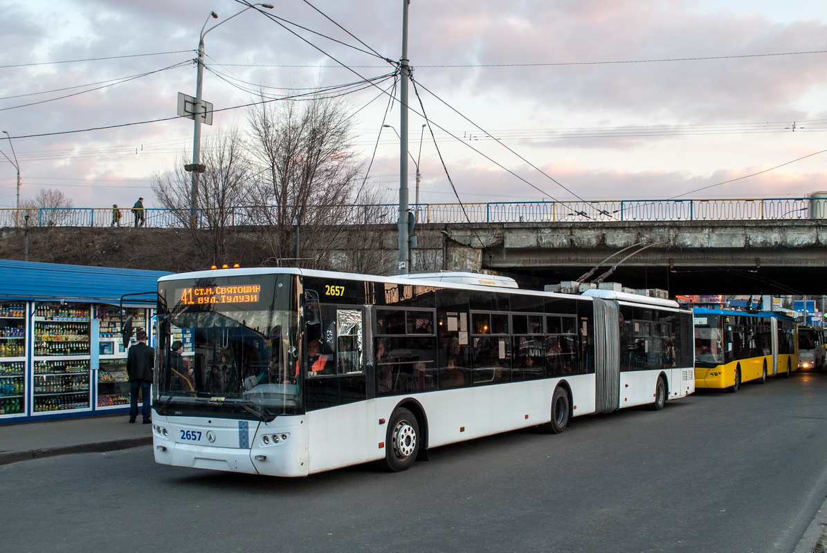 Киев, ЛАЗ E301D1 № 2657