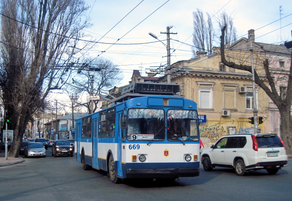 Одесса, ЗиУ-682В-012 [В0А] № 669