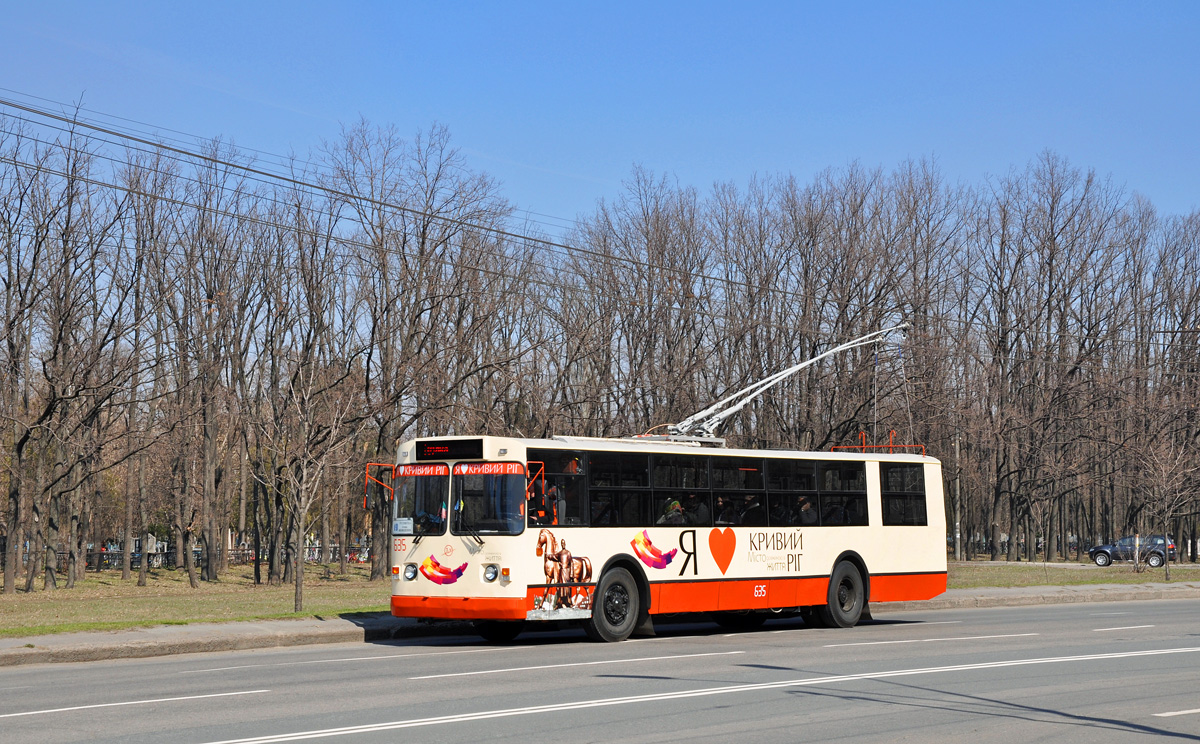 Кривой Рог, ЗиУ-682 (УРТТЗ) № 635