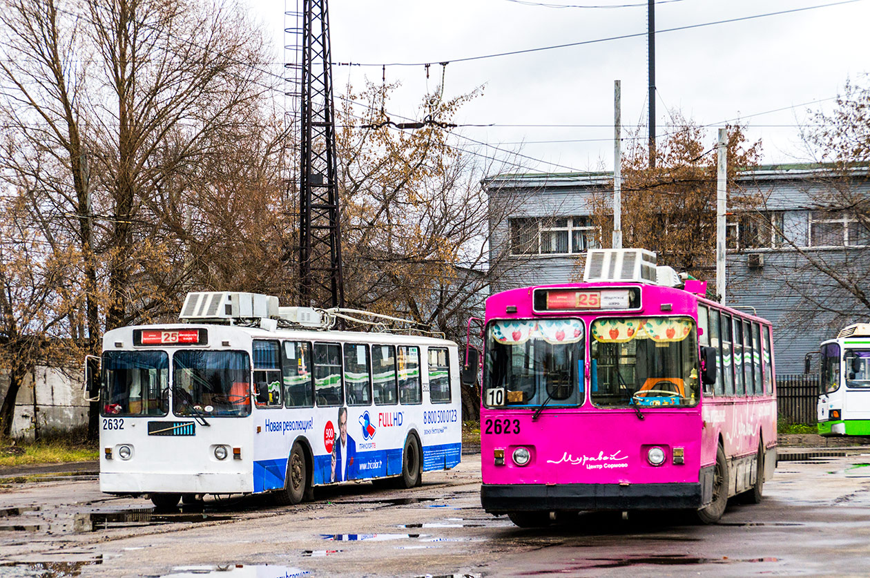 Нижний Новгород, Нижтролл (ЗиУ-682Г) № 2632; Нижний Новгород, ЗиУ-682В № 2623