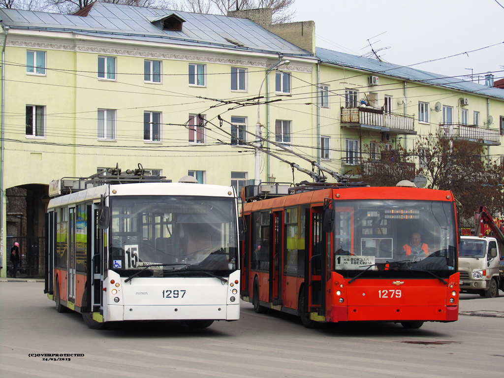 Саратов, Тролза-5265.00 «Мегаполис» № 1297; Саратов, Тролза-5265.00 «Мегаполис» № 1279