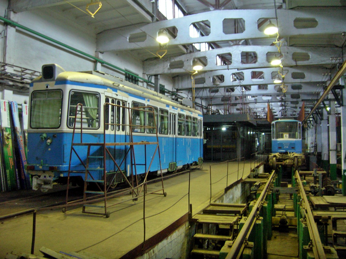 Winnyzja, SWS/MFO Be 4/4 "Karpfen" Nr. 233; Winnyzja — Tram depot