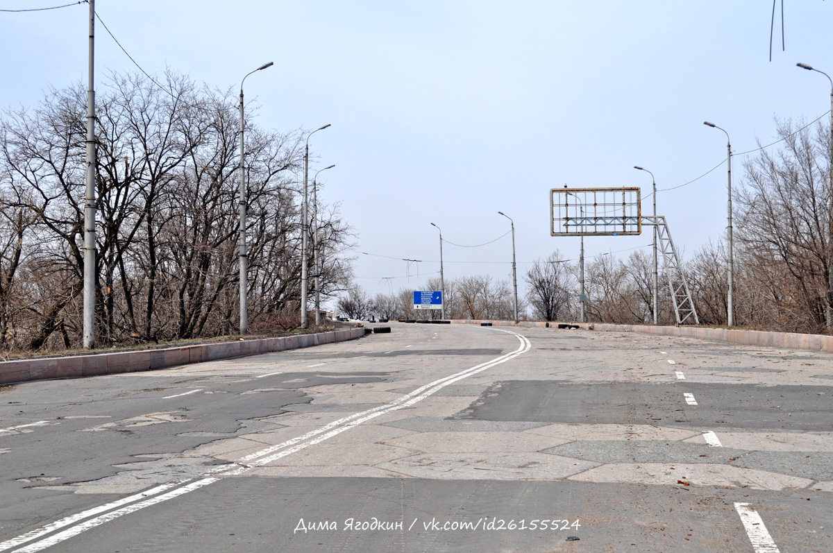 Донецк — Повреждения от военных действий; Донецк — Разные троллейбусные фотографии