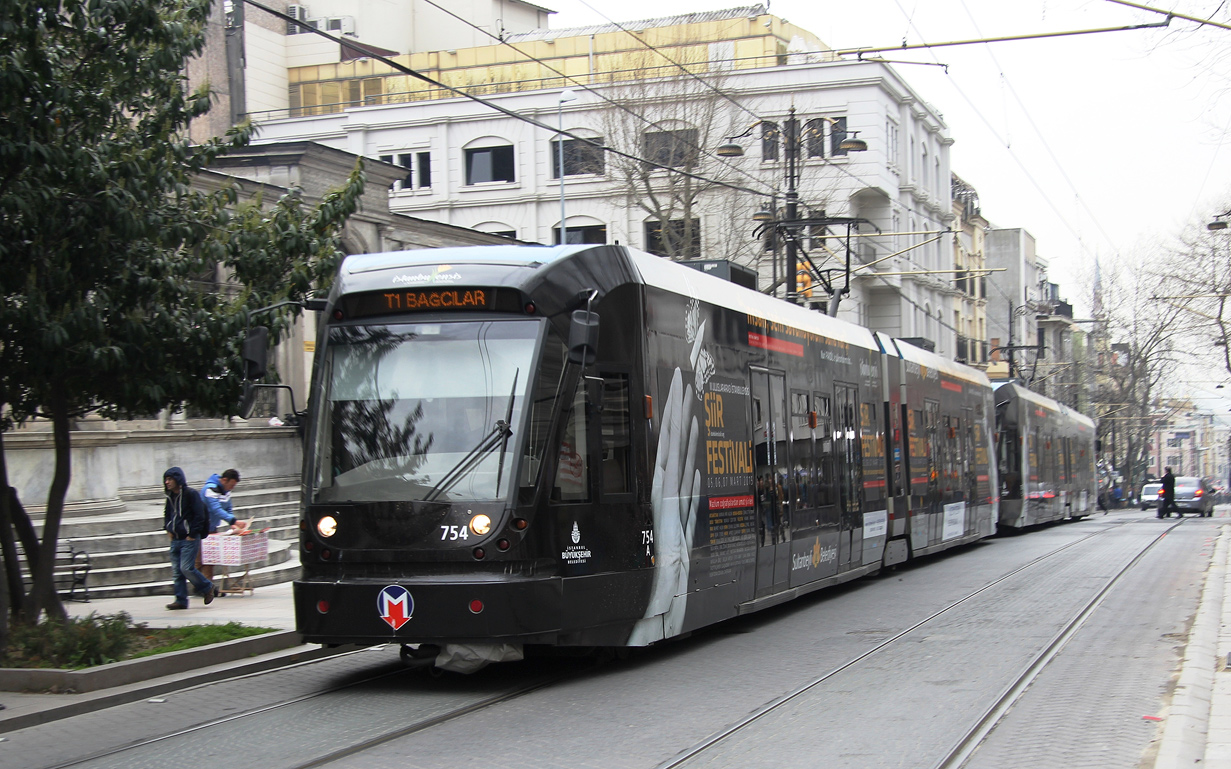 Istanbul, Bombardier Flexity Swift č. 754