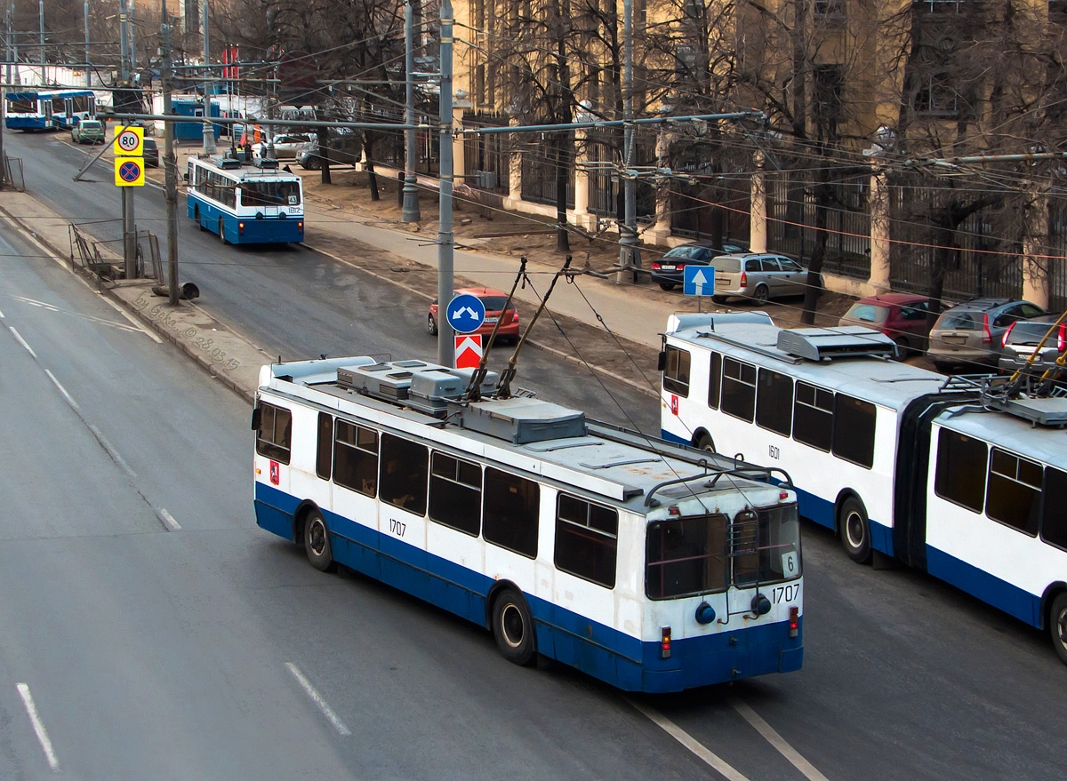 Moszkva, ZiU-682G-016.02 (with double first door) — 1707