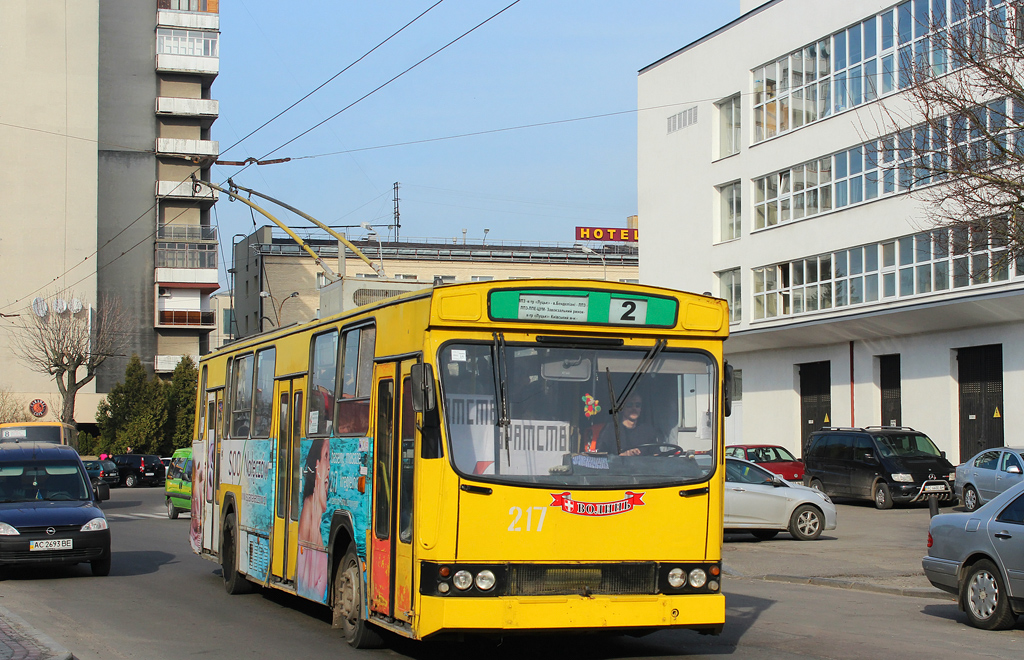 Луцк, Jelcz/KPNA PR110E № 217