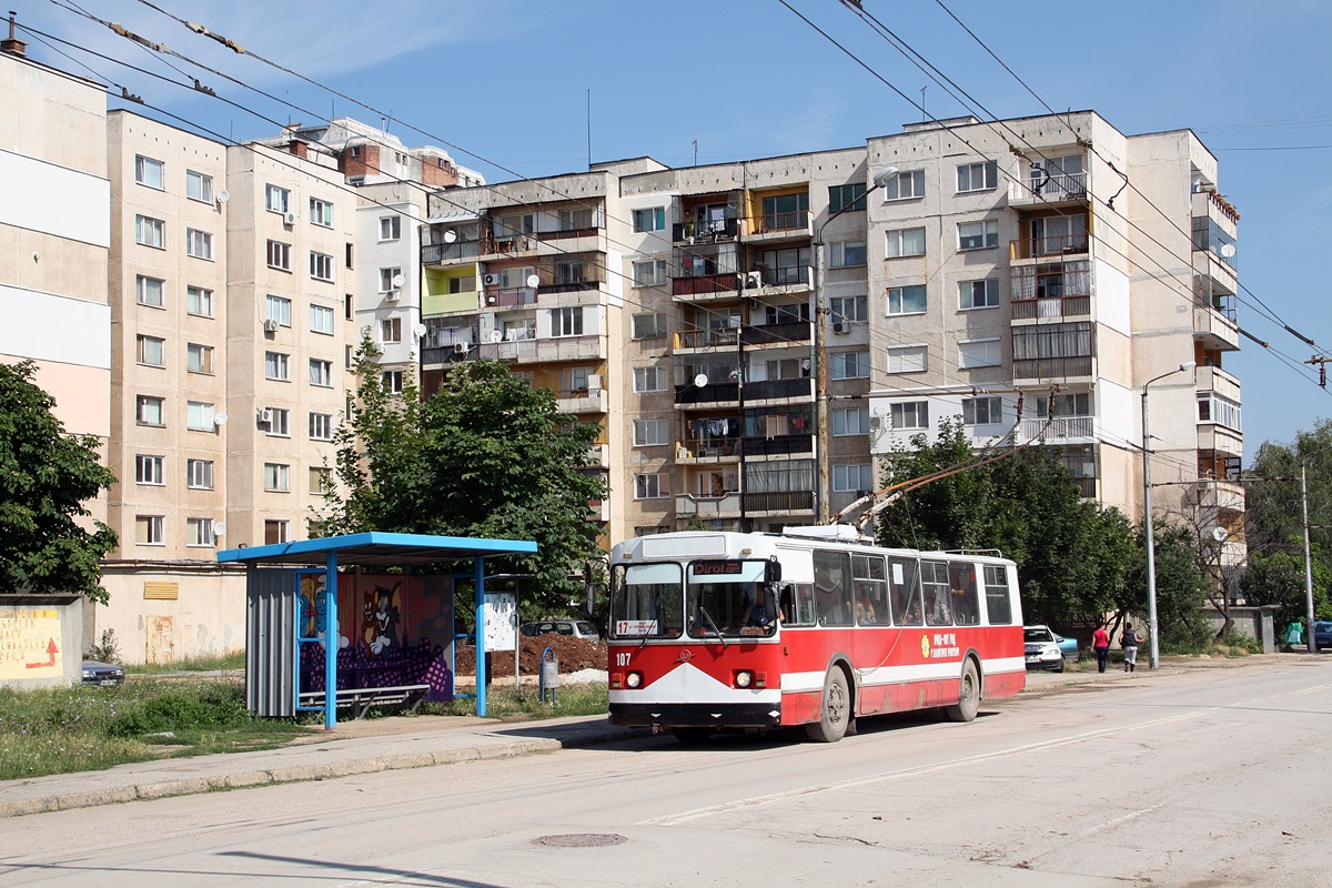 Vrața, ZiU-682V1UB Nr. 107
