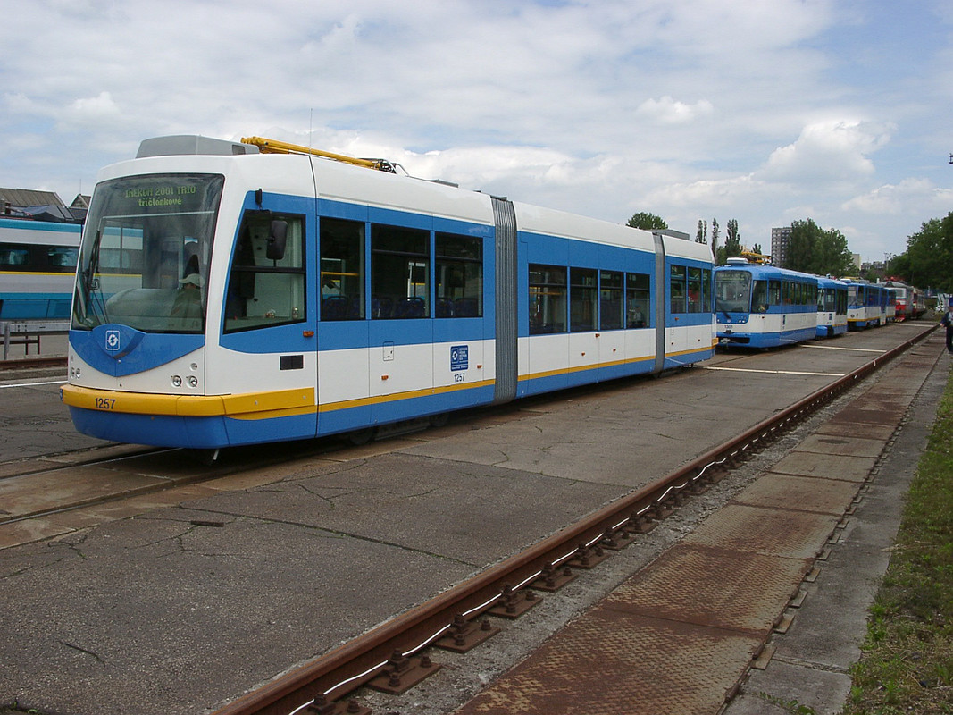 Острава, Inekon 01 Trio № 1257; Острава — Czech Raildays 2004