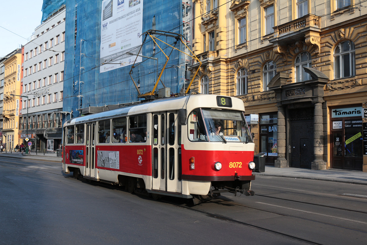 Прага, Tatra T3M2-DVC № 8072