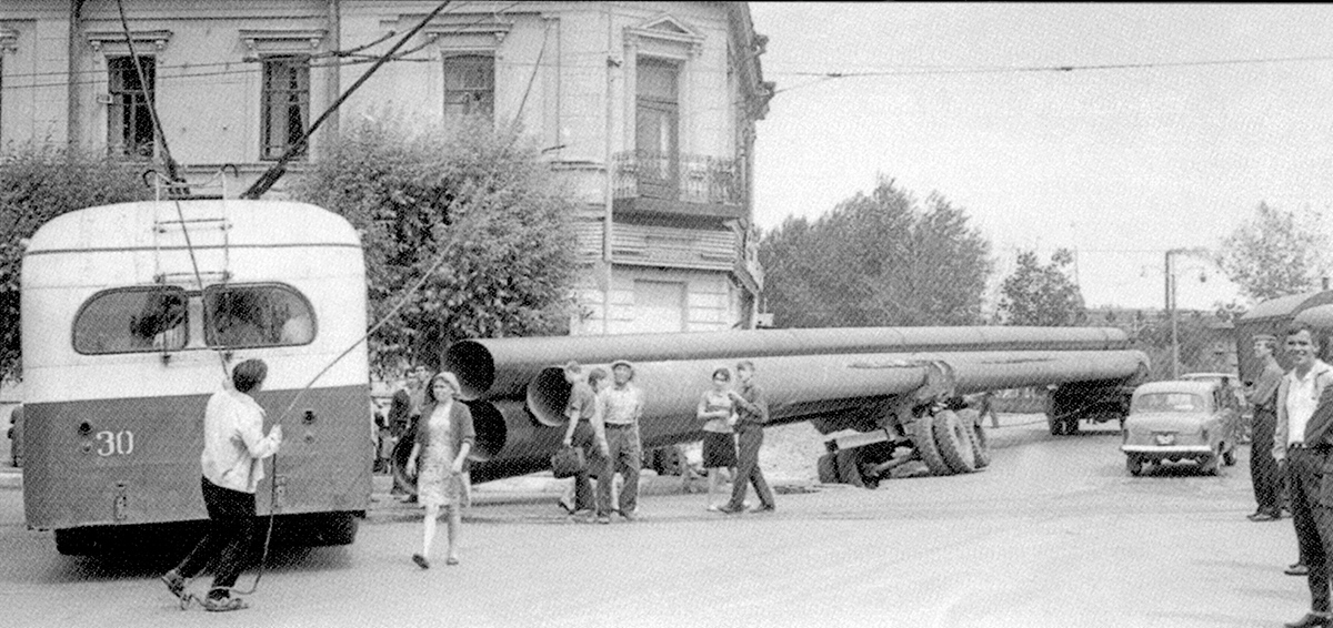 Омск, МТБ-82Д № 30; Омск — Исторические фотографии