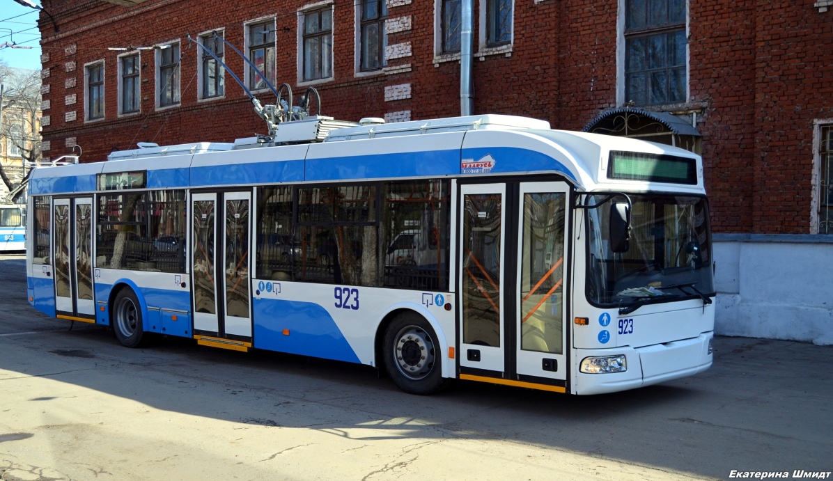 Самара, Stadler 321 № 923