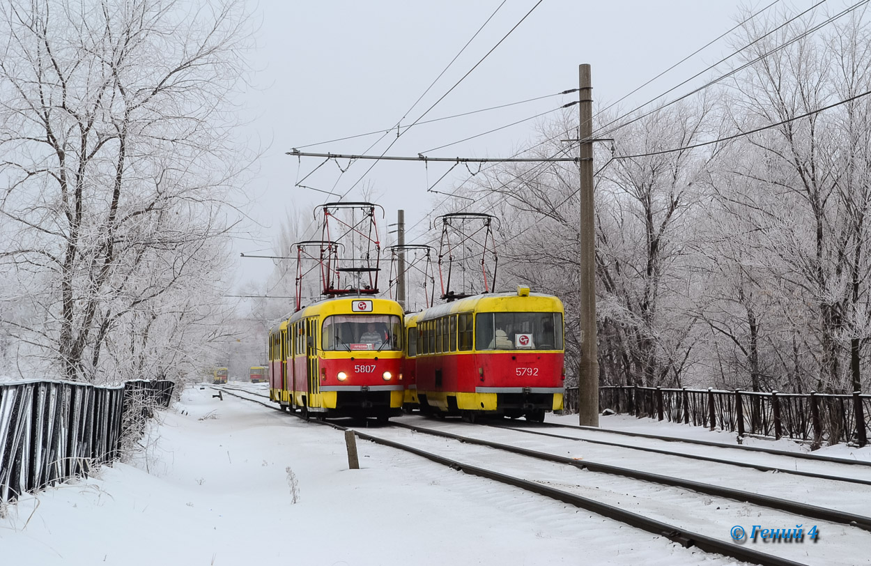 Волгоград, Tatra T3SU № 5807; Волгоград, Tatra T3SU № 5792