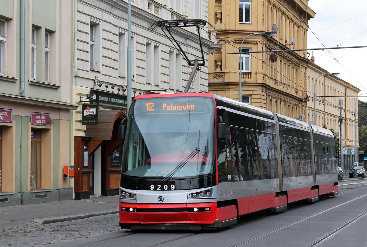 Prague, Škoda 15T1 ForCity Alfa Praha Br. 9209