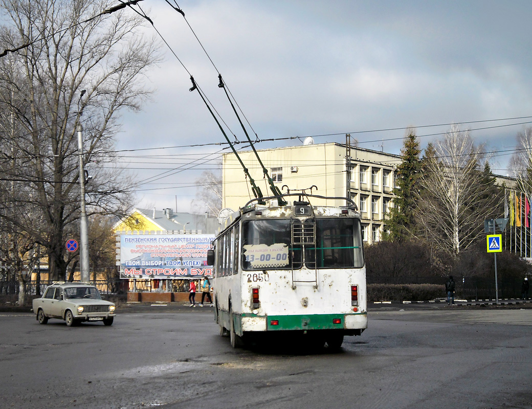 Пенза, ЗиУ-682Г-016.02 № 2050