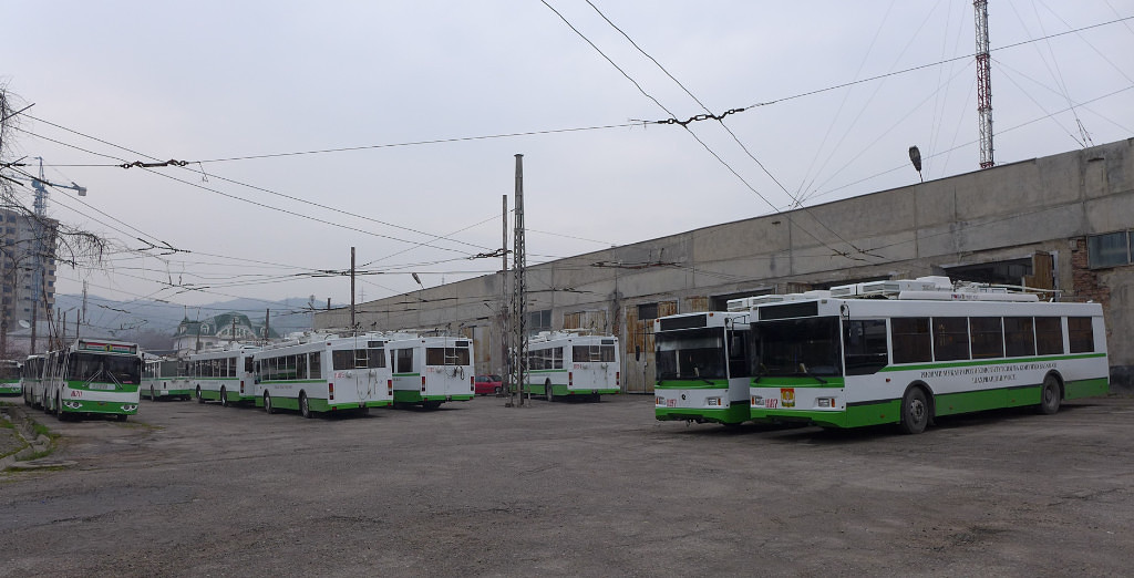 Душанбе, ЗиУ-682Г-016 (018) № 1070; Душанбе, Тролза-5275.03 «Оптима» № 1087; Душанбе — Фотоархив Гафура Шерматова