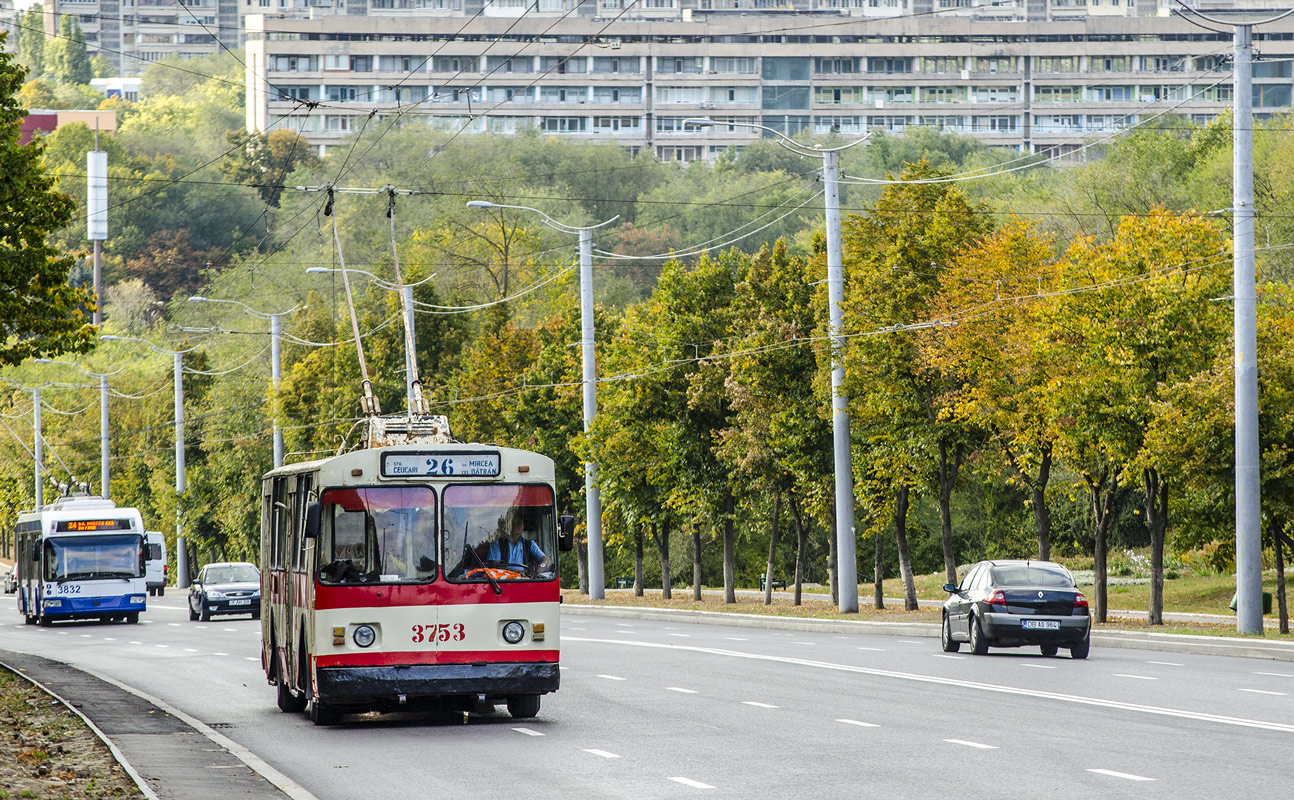 Кишинёв, ЗиУ-682В [В00] № 3753