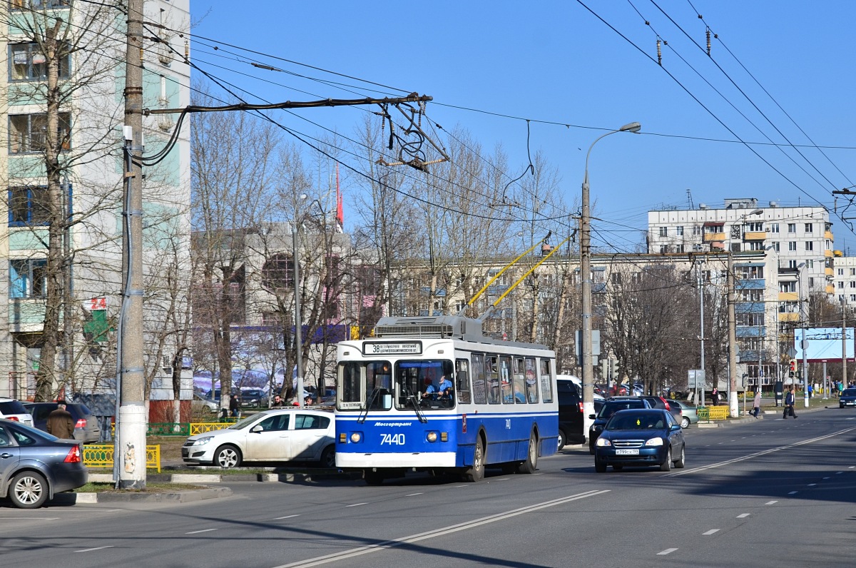 Москва, ЗиУ-682ГМ1 (с широкой передней дверью) № 7440 Москва, ЗиУ-682ГМ1 (с широкой передней дверью) № 7440