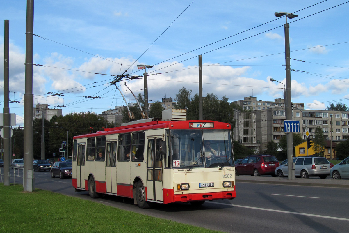 Вильнюс, Škoda 14Tr07 № 2582