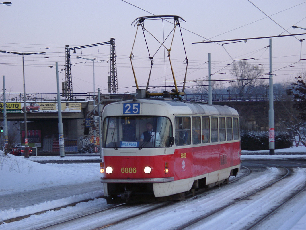 Прага, Tatra T3 № 6886